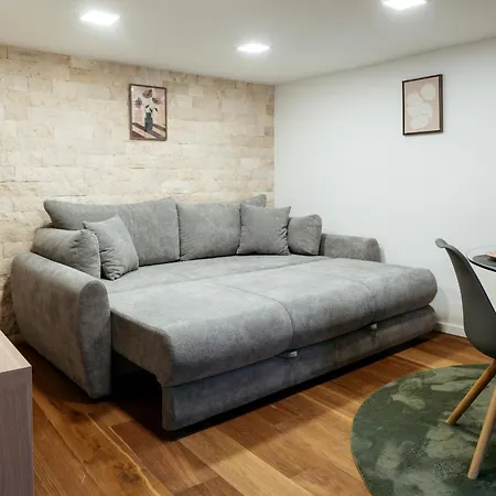 Apartma Cathedral With Gallery